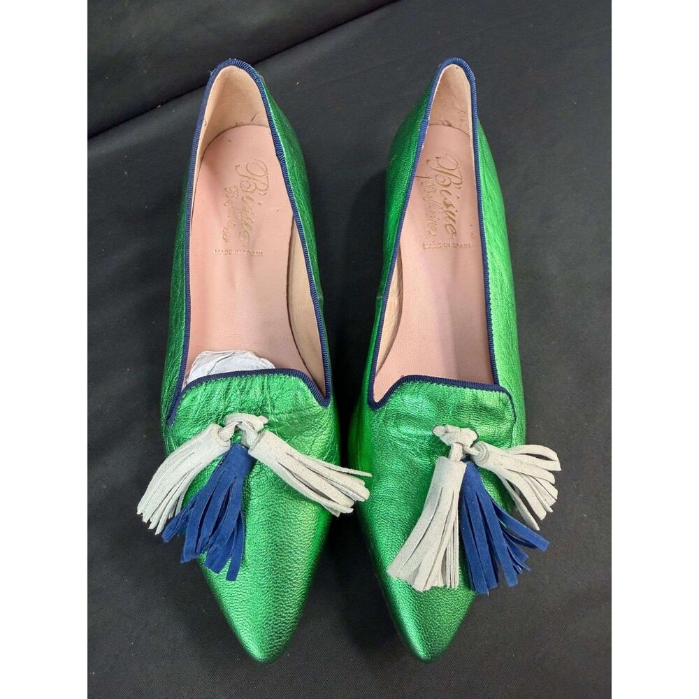 Stunning Metallic Green Suede Tassel Loafers by Bisue Ballerinas (Size 37)